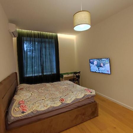 Lux Apartment, Near Metro Vasylkivska 基輔 外观 照片