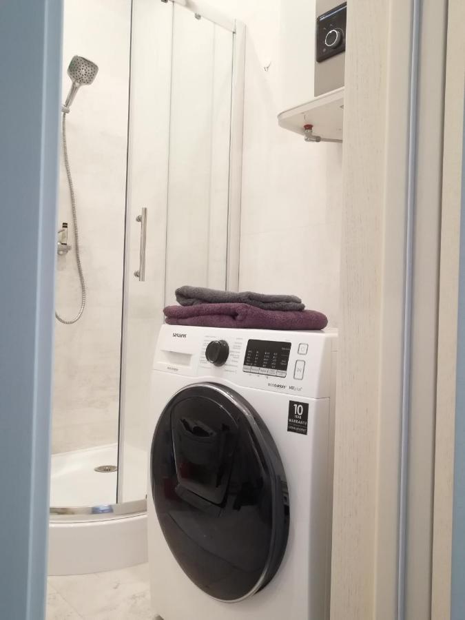 Lux Apartment, Near Metro Vasylkivska 基輔 外观 照片